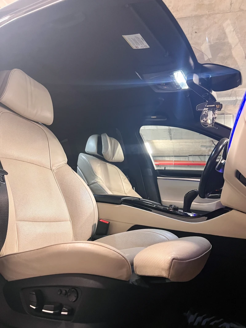 BMW 530 xDrive, снимка 8 - Автомобили и джипове - 53239735