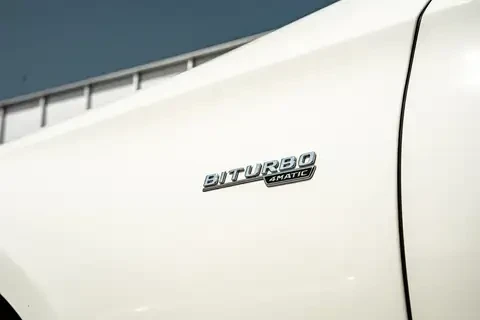 Mercedes-Benz E 43 AMG 4Matic* NAVI* PANO*  - изображение 4