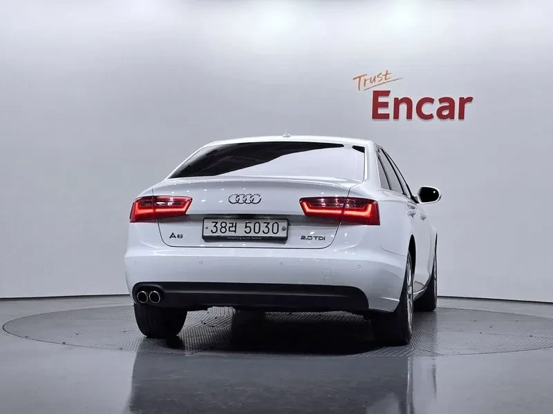 Audi A6 2.0 TDI, снимка 4 - Автомобили и джипове - 55057925