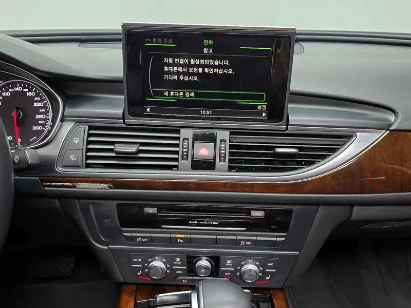 Audi A6 2.0 TDI, снимка 14 - Автомобили и джипове - 55057925