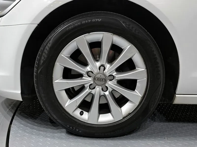 Audi A6 2.0 TDI, снимка 5 - Автомобили и джипове - 55057925
