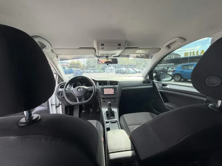 VW Golf 7.5 Facelift Highline, снимка 11 - Автомобили и джипове - 56331947