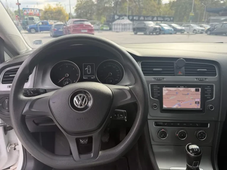 VW Golf 7.5 Facelift Highline, снимка 10 - Автомобили и джипове - 56331947
