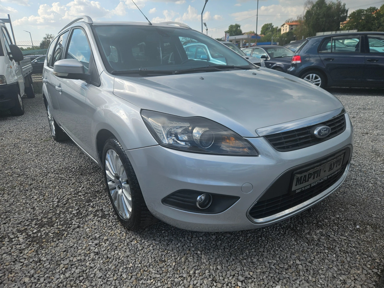 Ford Focus 2.0i GAZ TITANIUM - [1] 