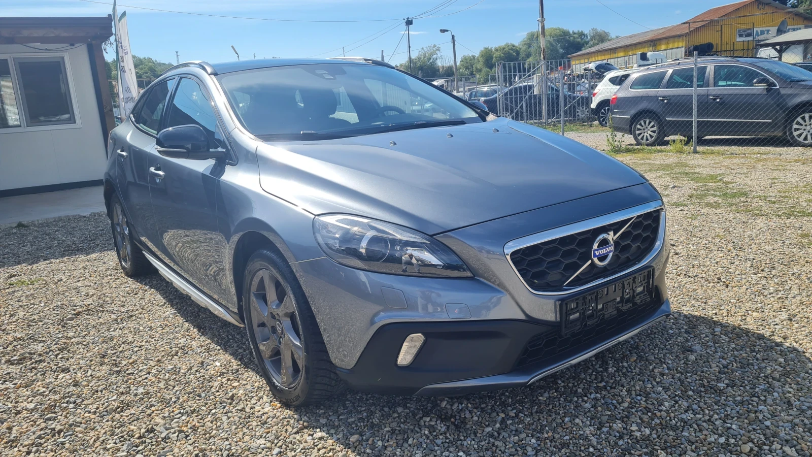 Volvo V40 Cross Country D4!!!AUTOMATIC!!PANORAMA!!!NAVI!!!8Speed!!!190h.p. - изображение 8