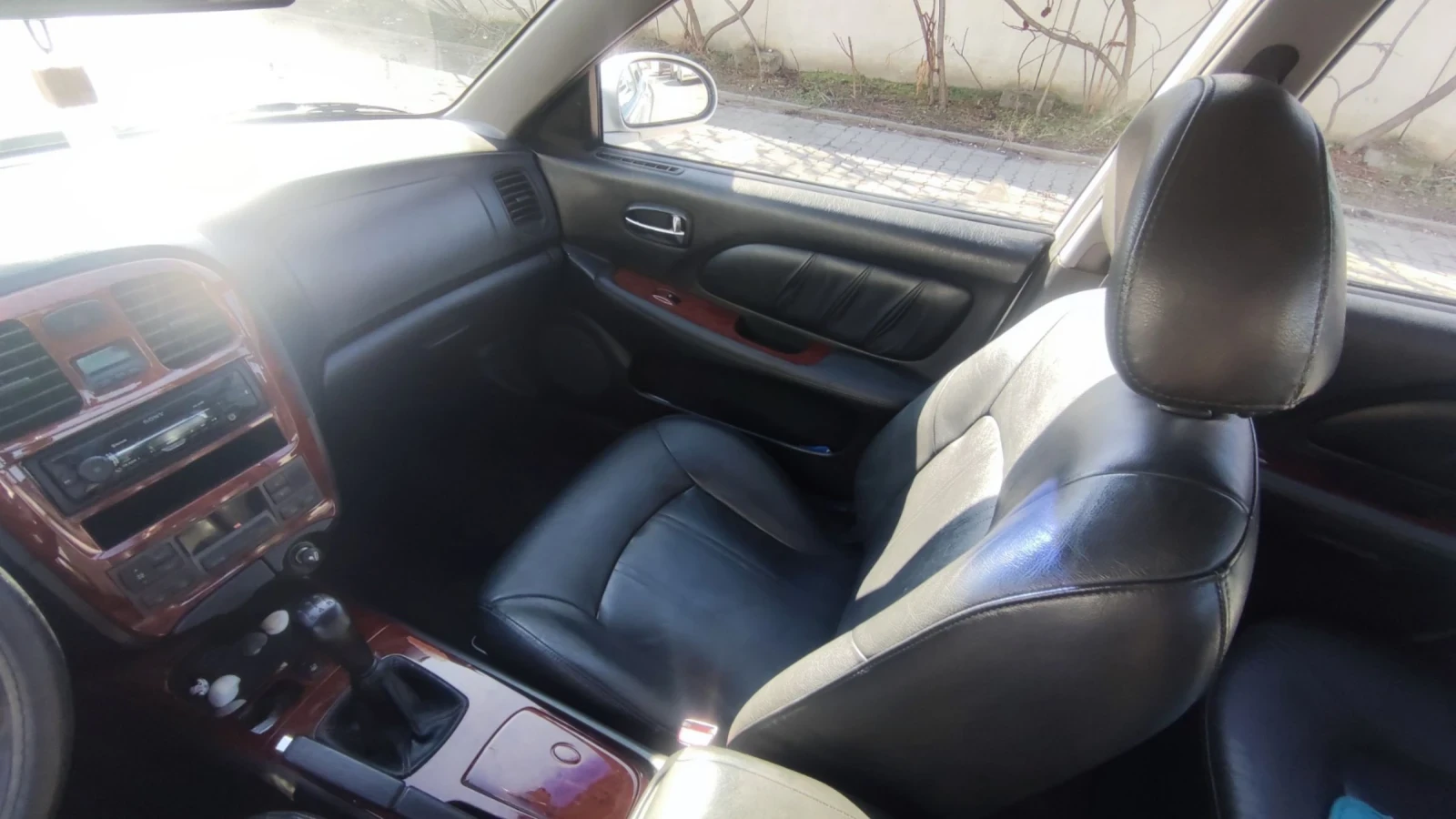 Hyundai Sonata 2.0i - изображение 9