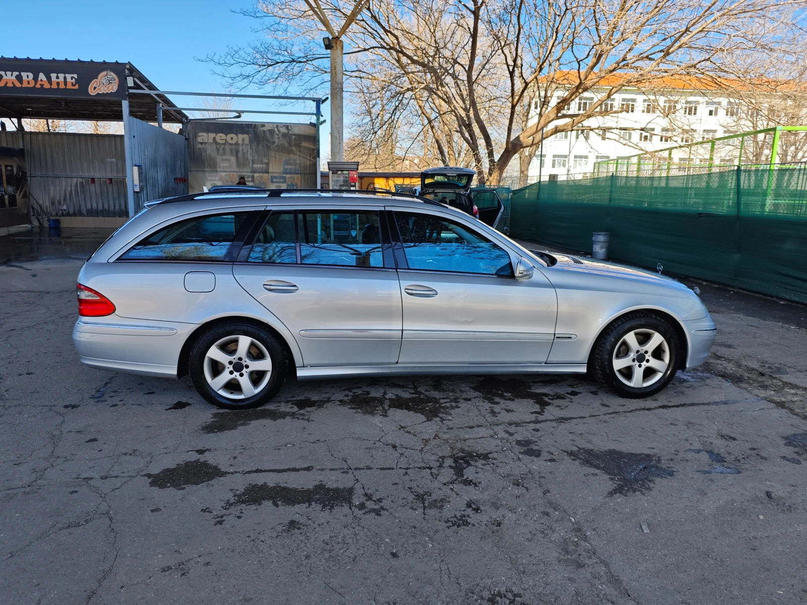 Mercedes-Benz E 280 3.0 Газ бензин , снимка 4 - Автомобили и джипове - 50777392