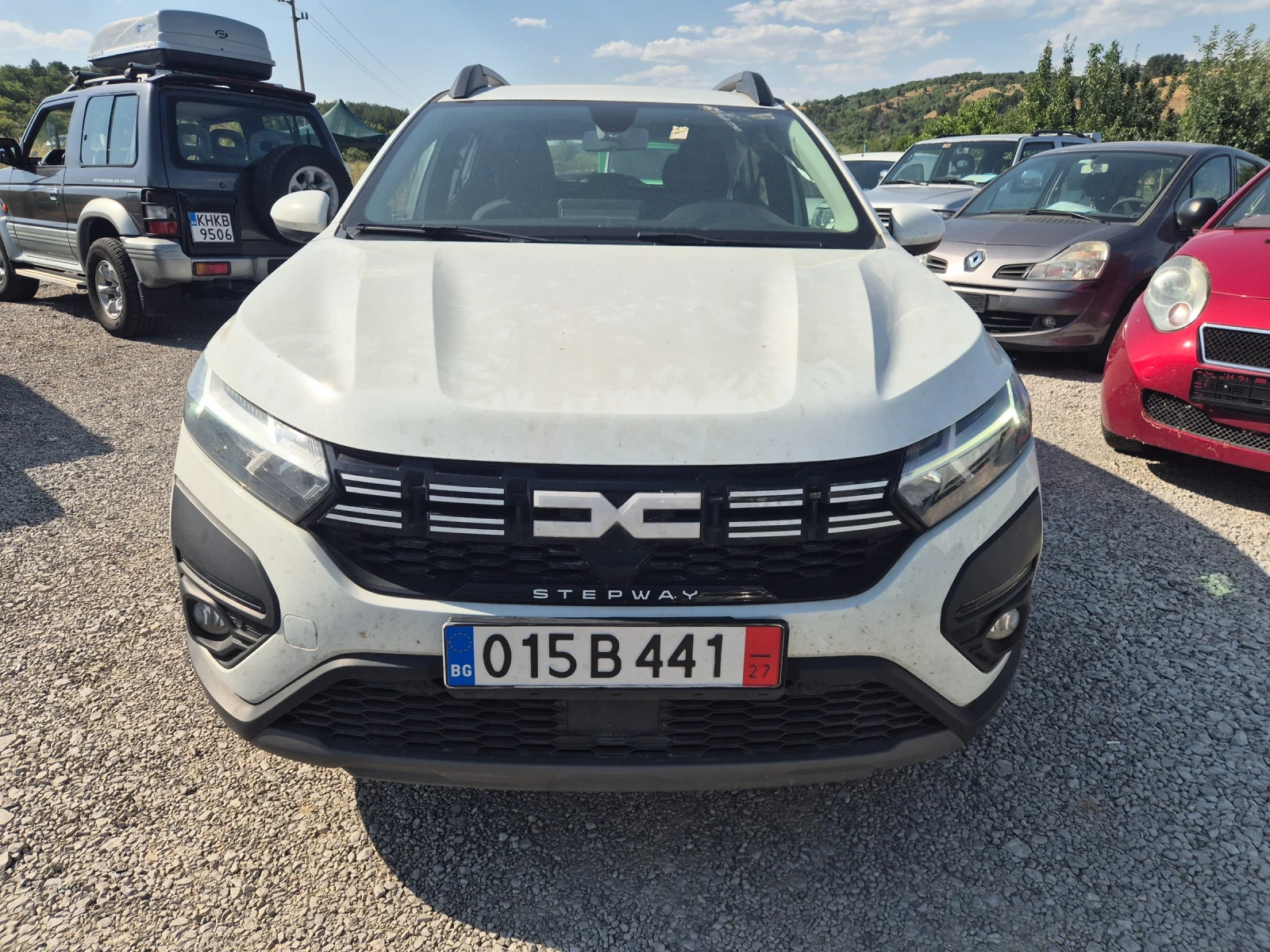 Dacia Sandero 1.0 ГАЗ - изображение 2