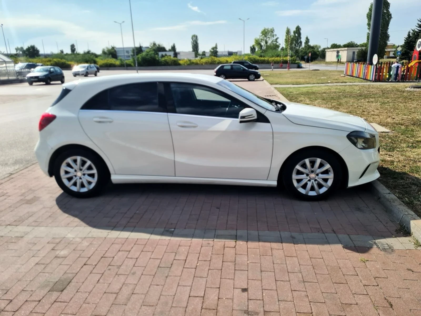 Mercedes-Benz A 180 180cdi - изображение 2
