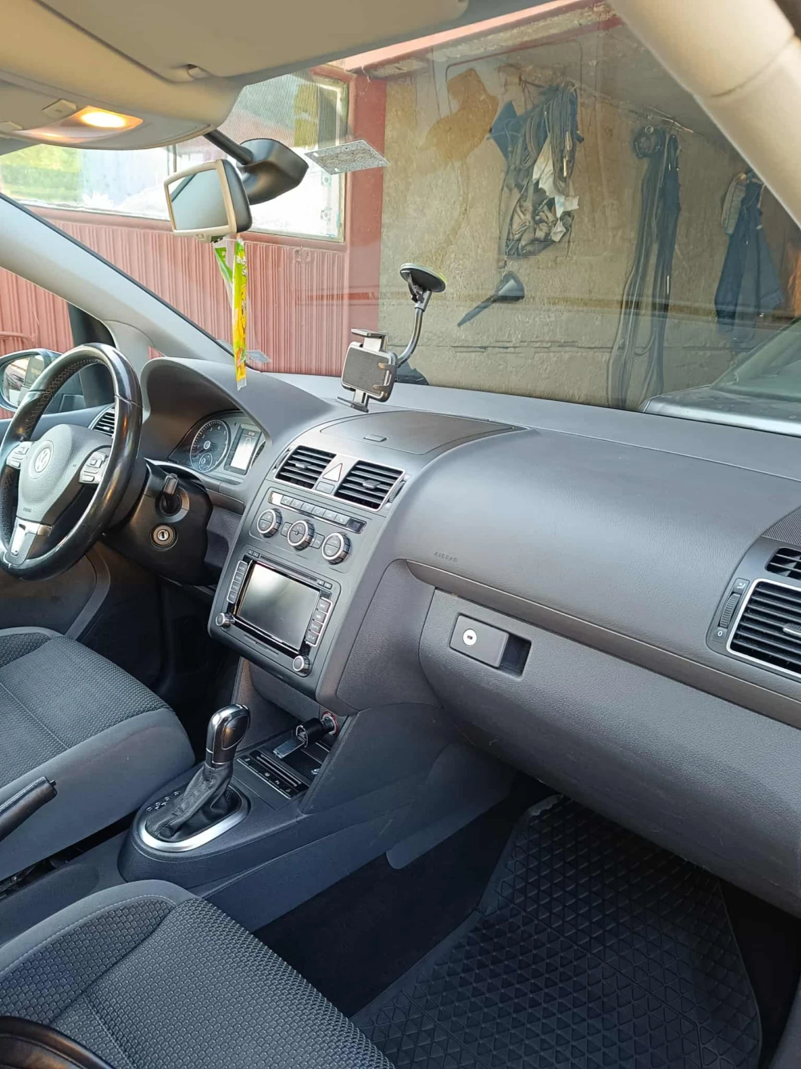 VW Touran  - изображение 7