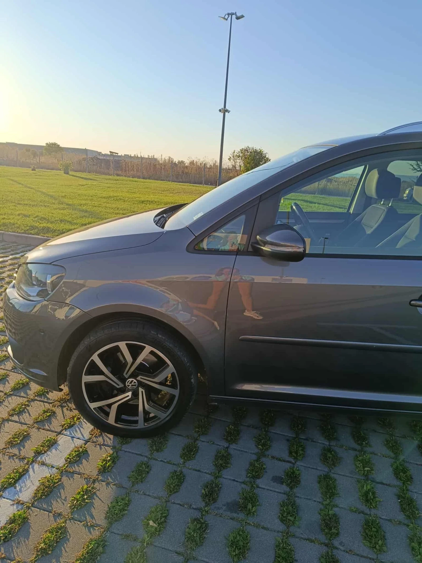 VW Touran  - изображение 2