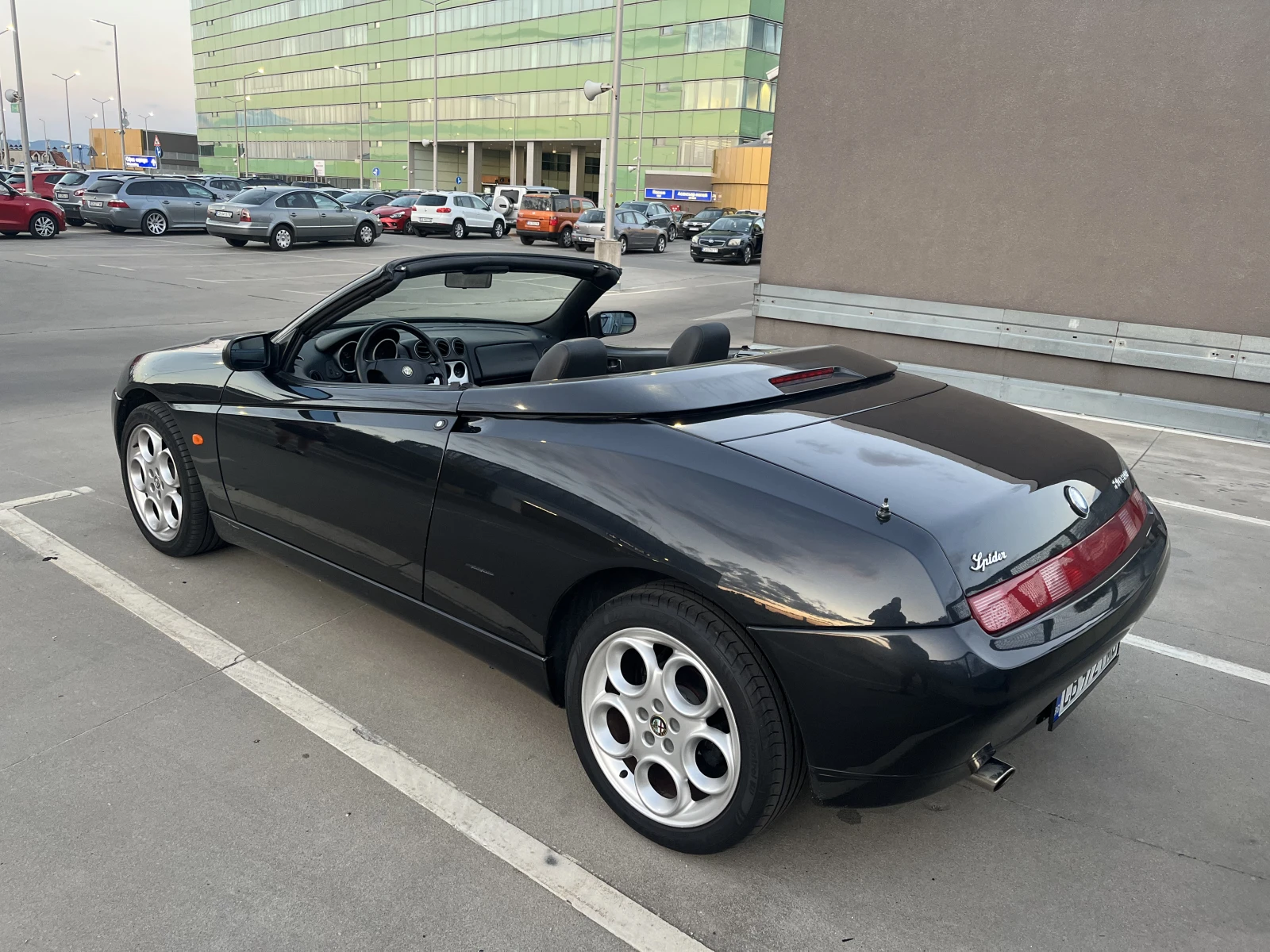 Alfa Romeo Spider 916 - изображение 4