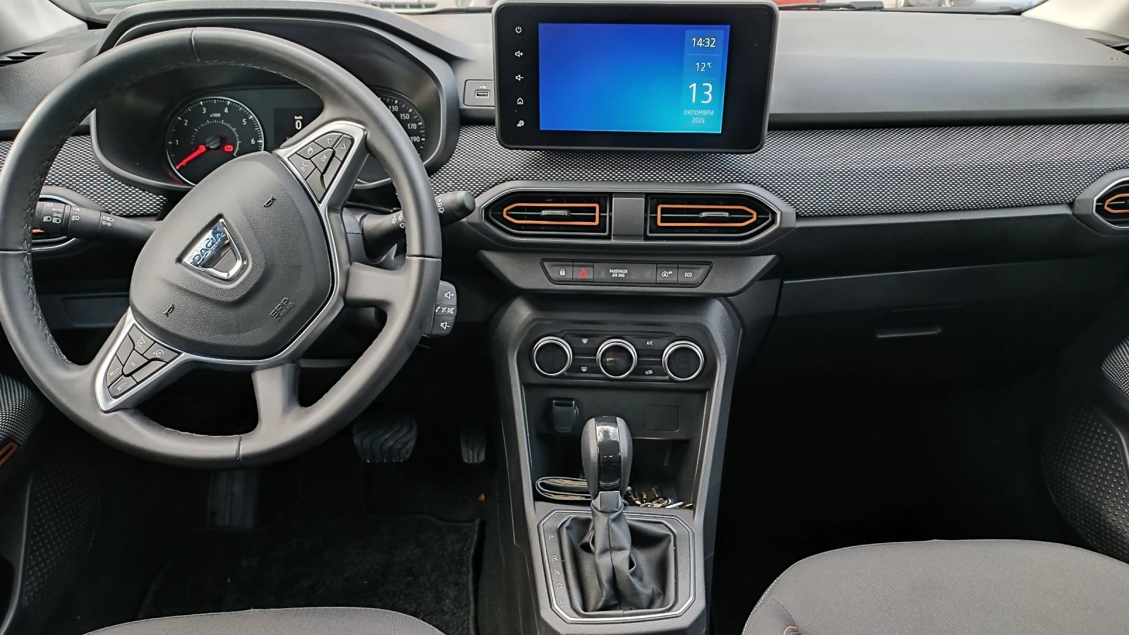 Dacia Sandero | Mobile.bg   12