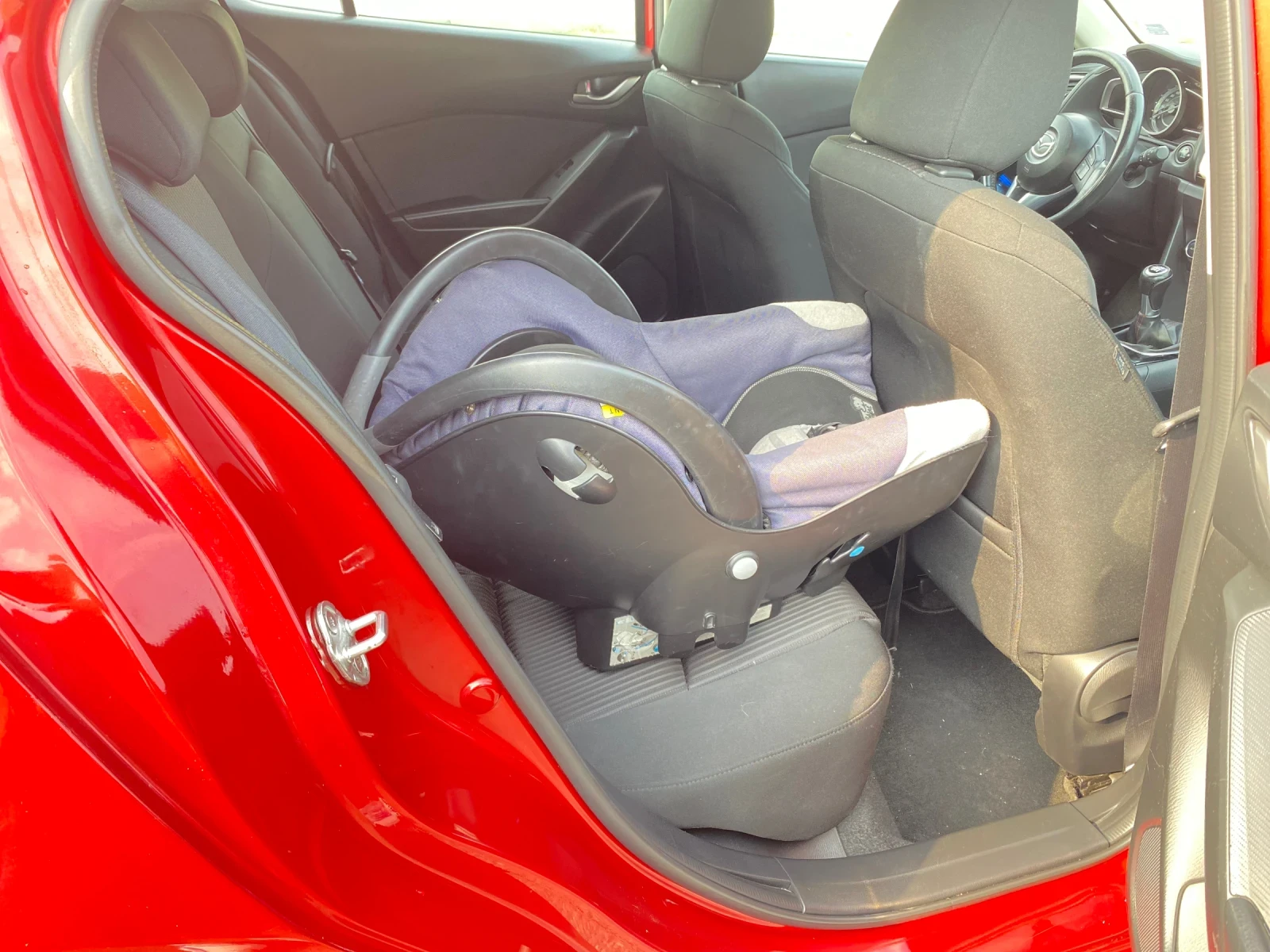 Mazda 3  - изображение 8