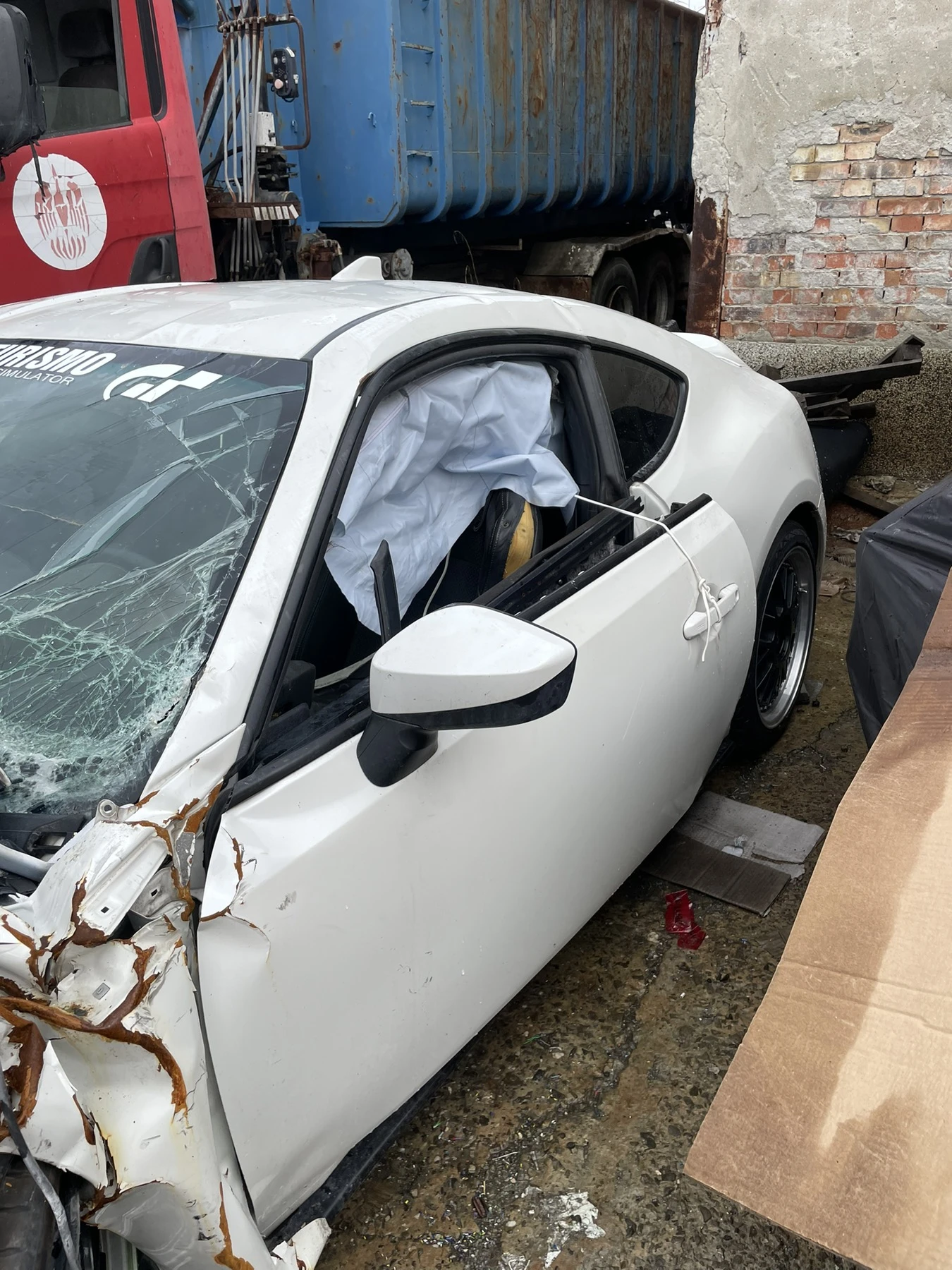 Toyota GT86 2.0 - изображение 3