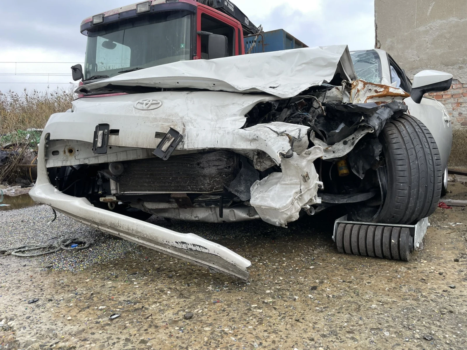 Toyota GT86 2.0 - изображение 2