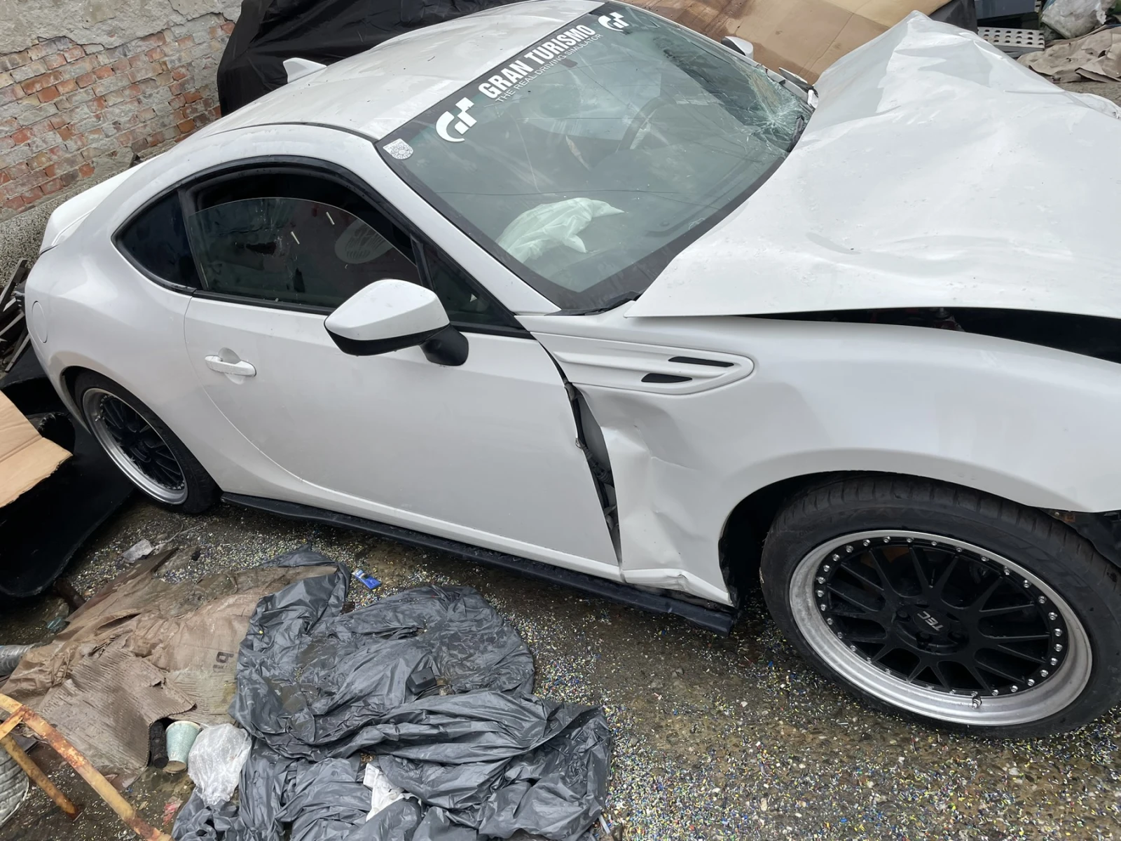 Toyota GT86 2.0 - изображение 4