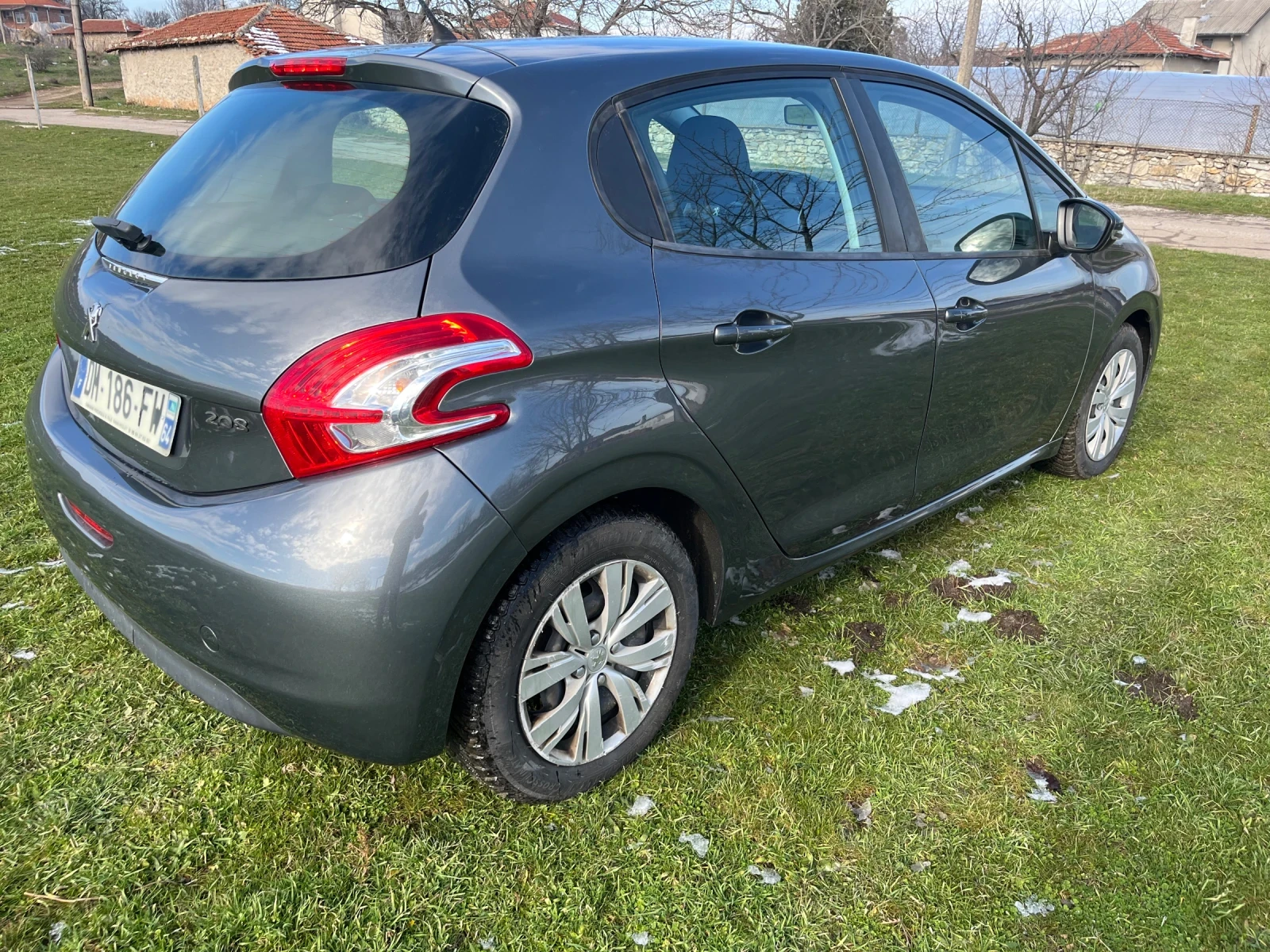 Peugeot 208 | Mobile.bg � ����������� 5