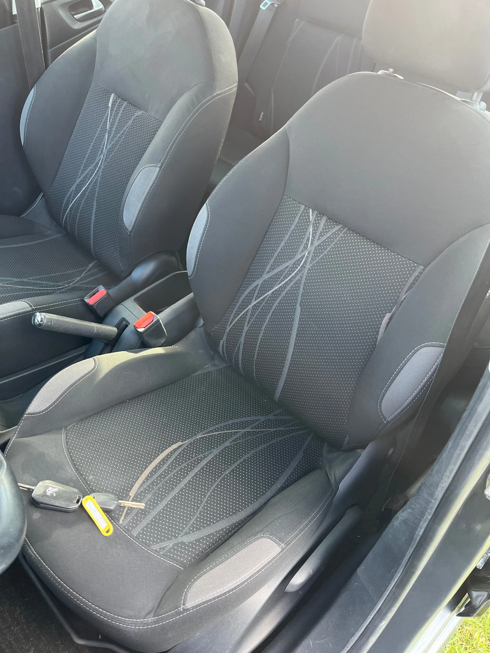 Peugeot 208 | Mobile.bg � ����������� 8