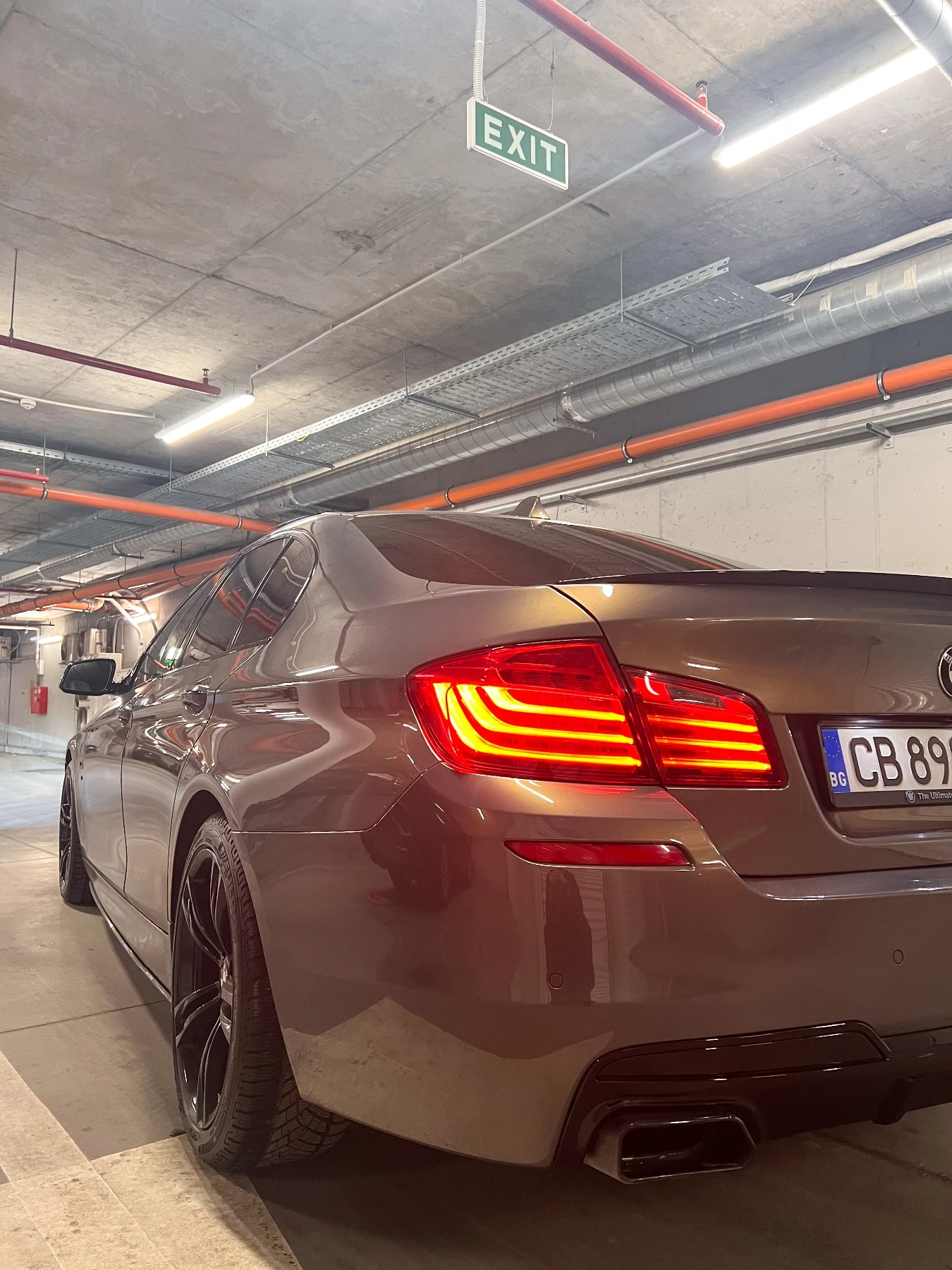 BMW 530 xDrive Individual - изображение 5