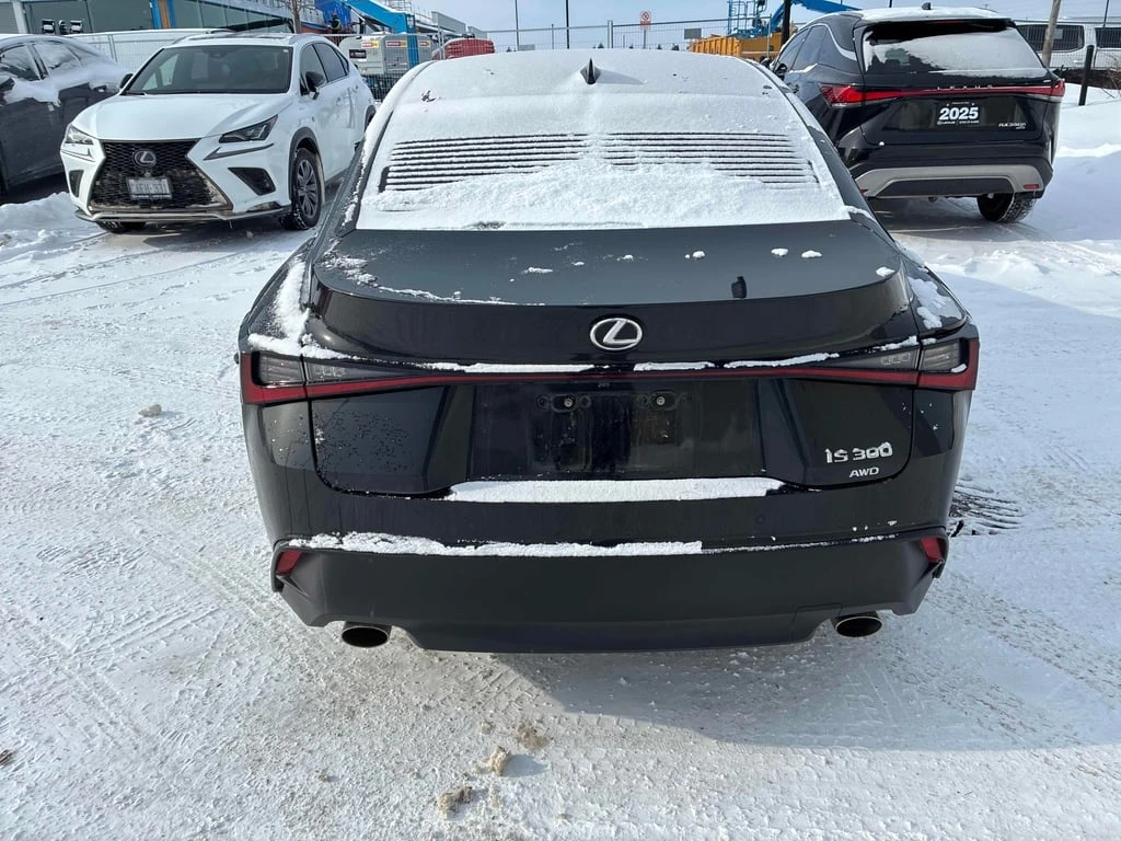 Lexus IS 300 *  * CARFAX * БЕЗ ПЪРВОНАЧАЛНА ВНОСКА - изображение 4