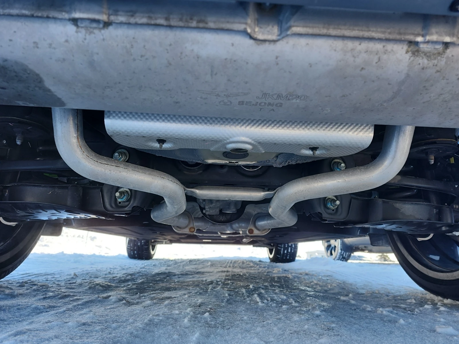 Genesis GV70 2.5L 4cyl AWD - изображение 9