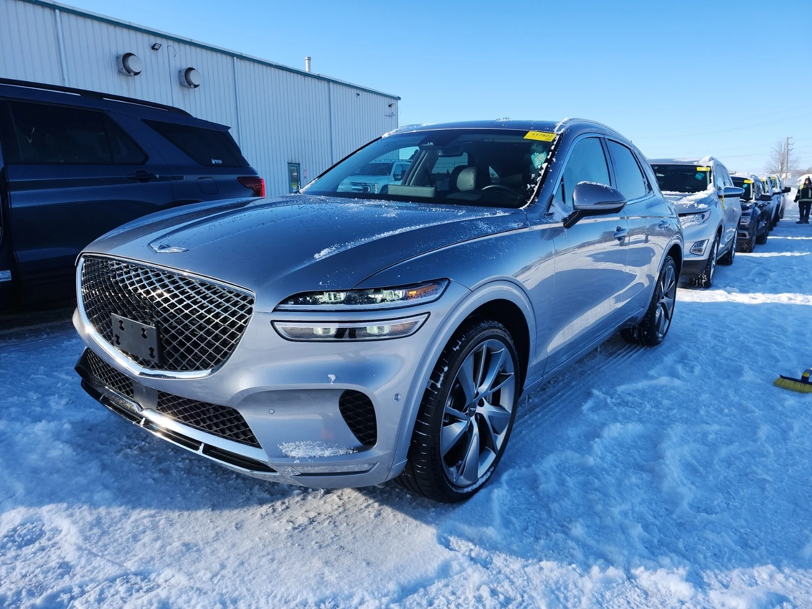 Genesis GV70 2.5L 4cyl AWD - изображение 2