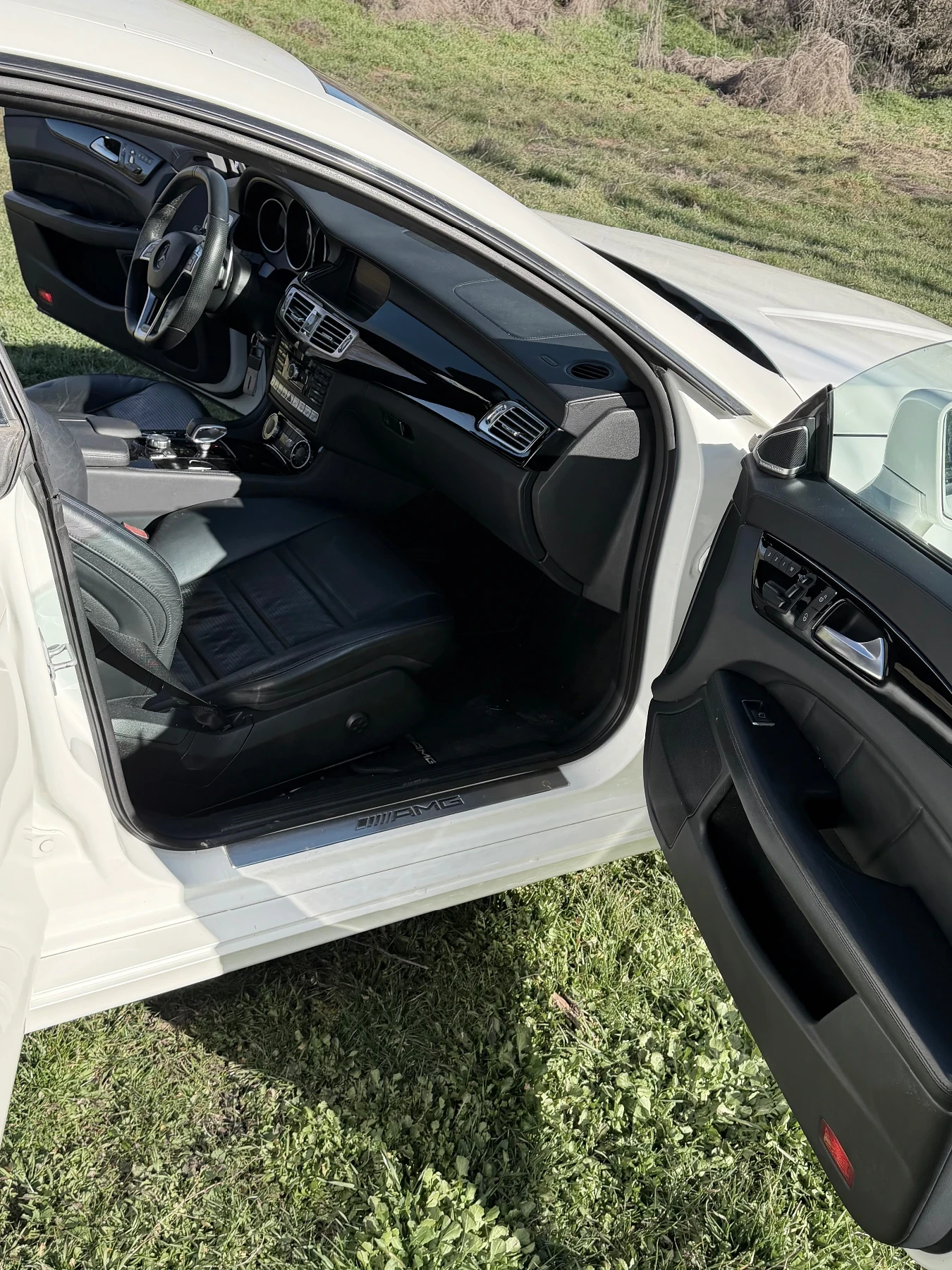 Mercedes-Benz CLS 63 AMG, снимка 9 - Автомобили и джипове - 53785378