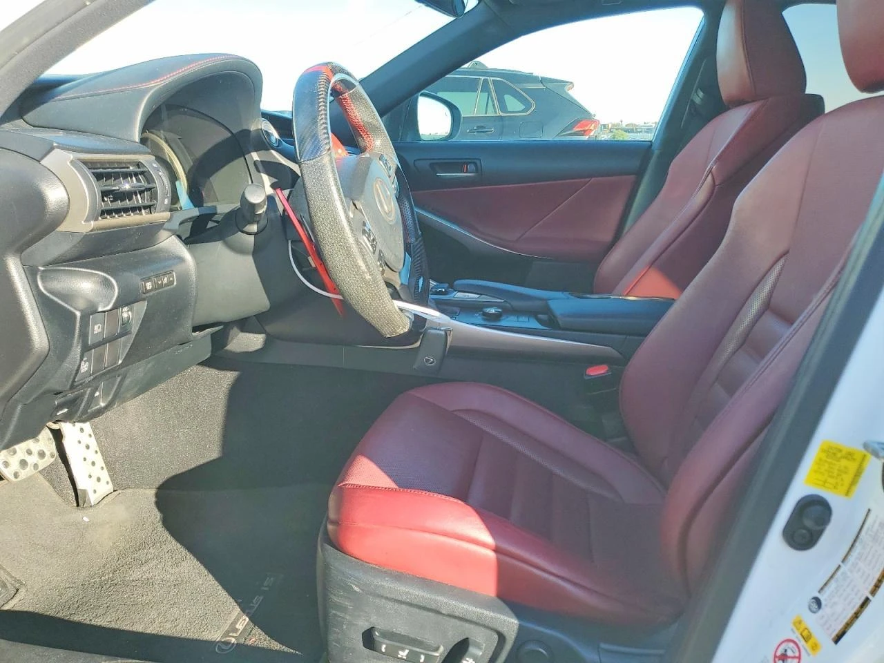 Lexus IS 200 * ШИБИДАХ* КОЖА* ПОДГРЕВ* ПАРКТРОНИК* НАВИ* , снимка 7 - Автомобили и джипове - 53826656