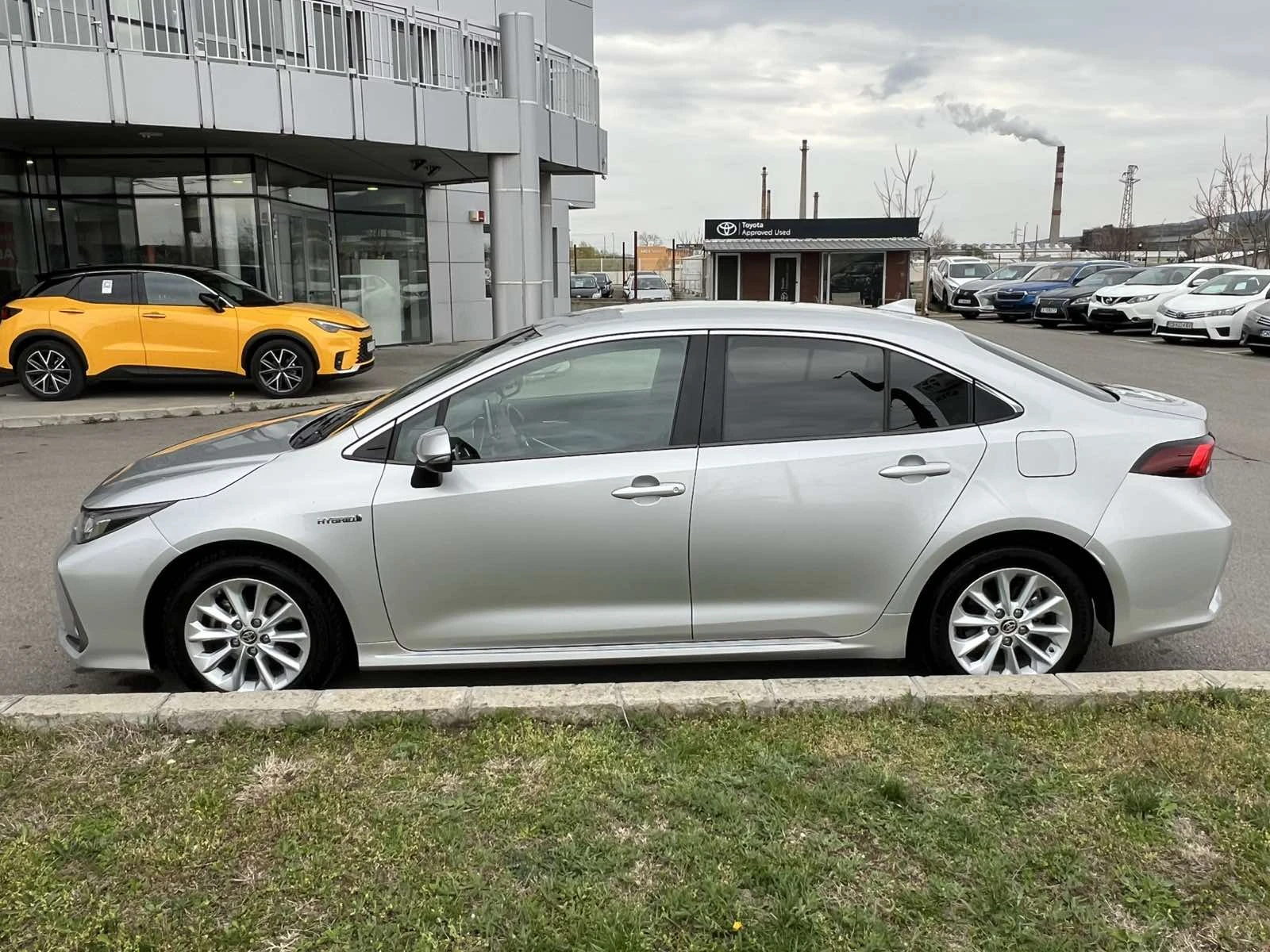 Toyota Corolla 1.8 HEV Executive | Mobile.bg � ����������� 6