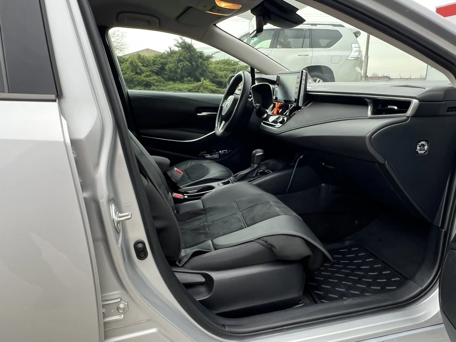 Toyota Corolla 1.8 HEV Executive | Mobile.bg � ����������� 10