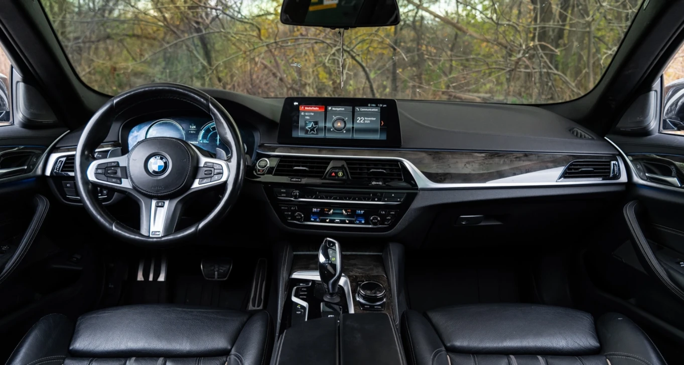 BMW 540 АВТОКРЕДИТ, снимка 12 - Автомобили и джипове - 54415233