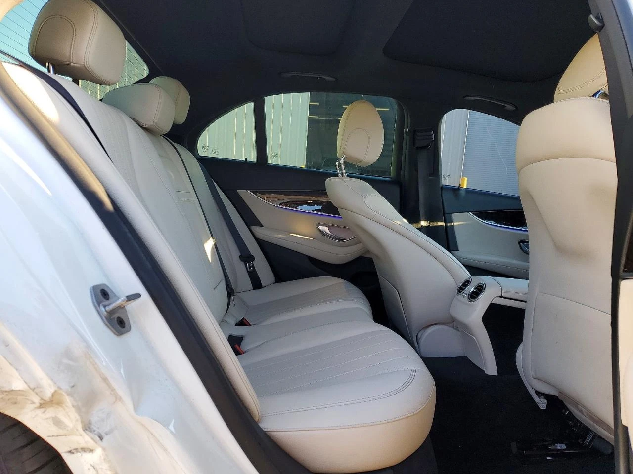Mercedes-Benz E 450 3.0l 4Matic, снимка 10 - Автомобили и джипове - 54417249