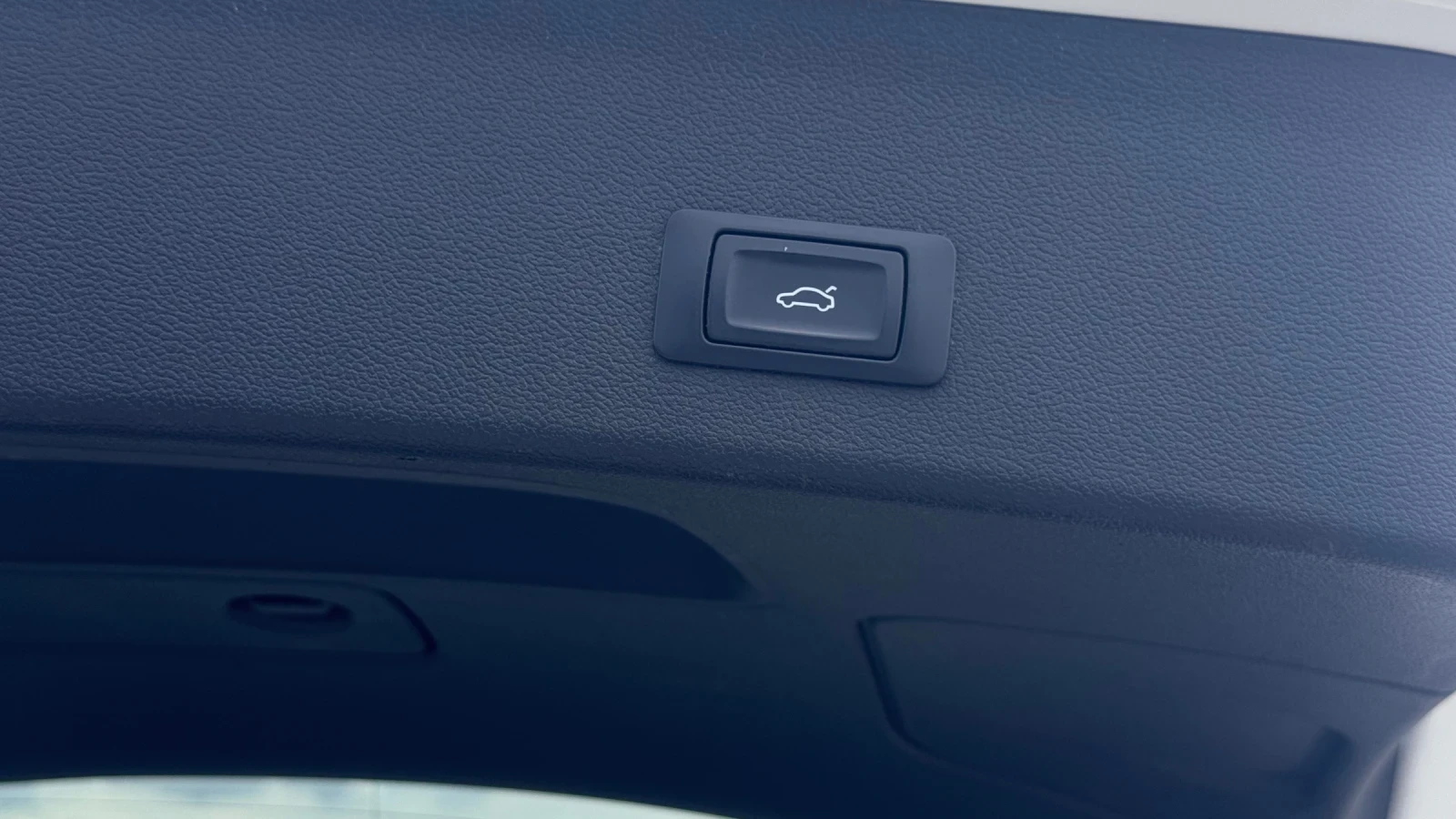 Audi A4 3xS line, снимка 13 - Автомобили и джипове - 54727985