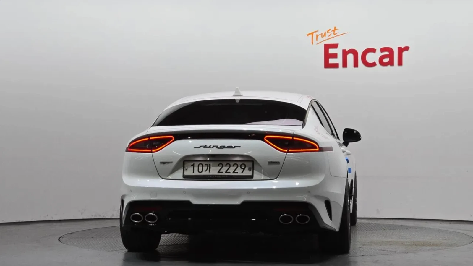 Kia Stinger 3.3 AWD MASTERS | ПОДГРЕВ | ОБДУХВАНЕ, снимка 5 - Автомобили и джипове - 54753059