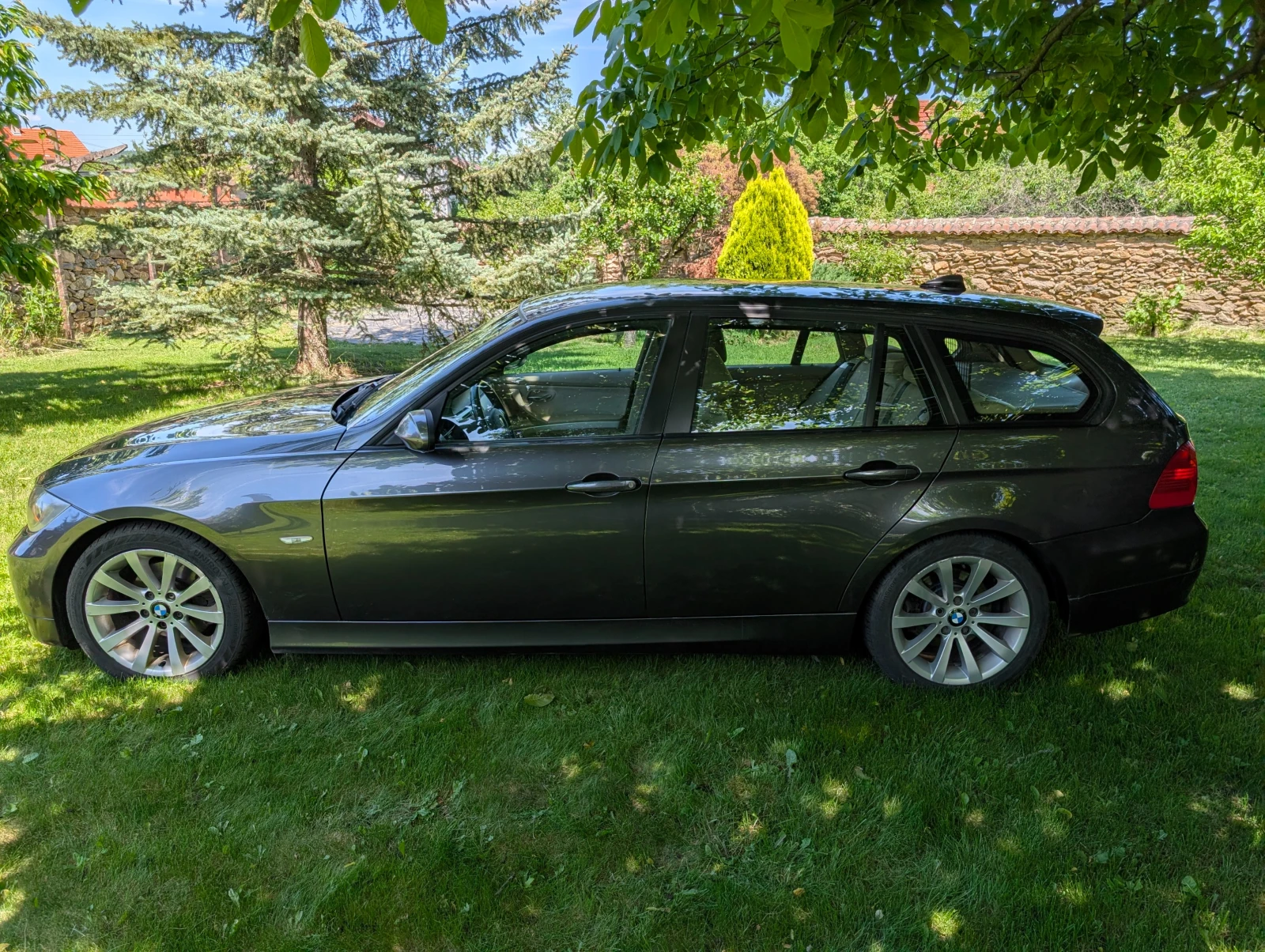 BMW 320 320D, снимка 14 - Автомобили и джипове - 54895559