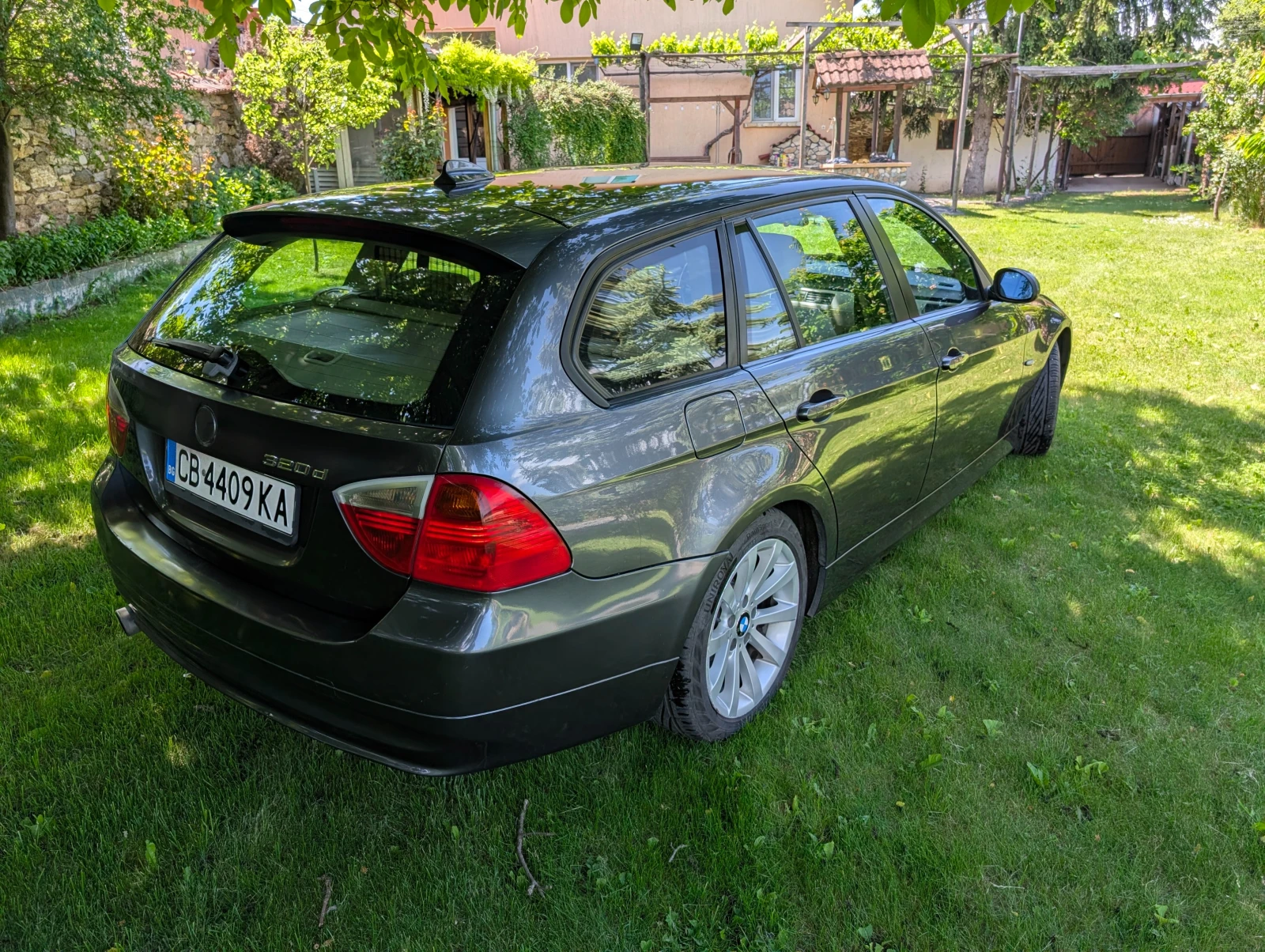 BMW 320 320D, снимка 11 - Автомобили и джипове - 54895559