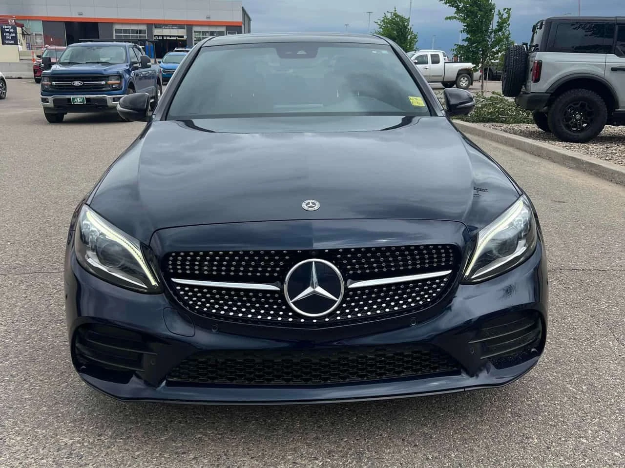 Mercedes-Benz C 300 * CARFAX * MULTIBEAM * DIGITAL * BURMESTER * PANO, снимка 6 - Автомобили и джипове - 55039047