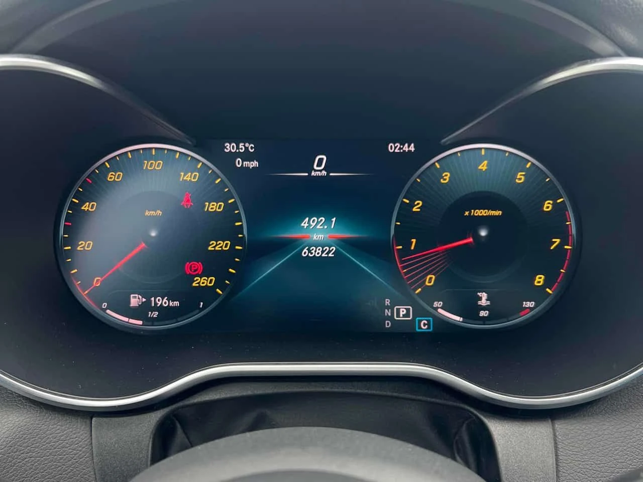 Mercedes-Benz C 300 * CARFAX * MULTIBEAM * DIGITAL * BURMESTER * PANO, снимка 8 - Автомобили и джипове - 55039047