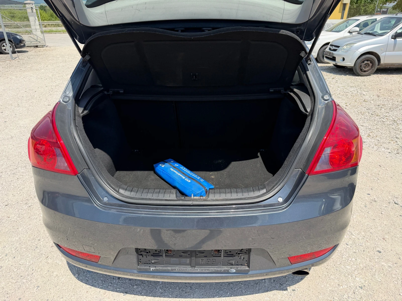 Kia Pro ceed 1.4/90кс Клима, снимка 11 - Автомобили и джипове - 55114282