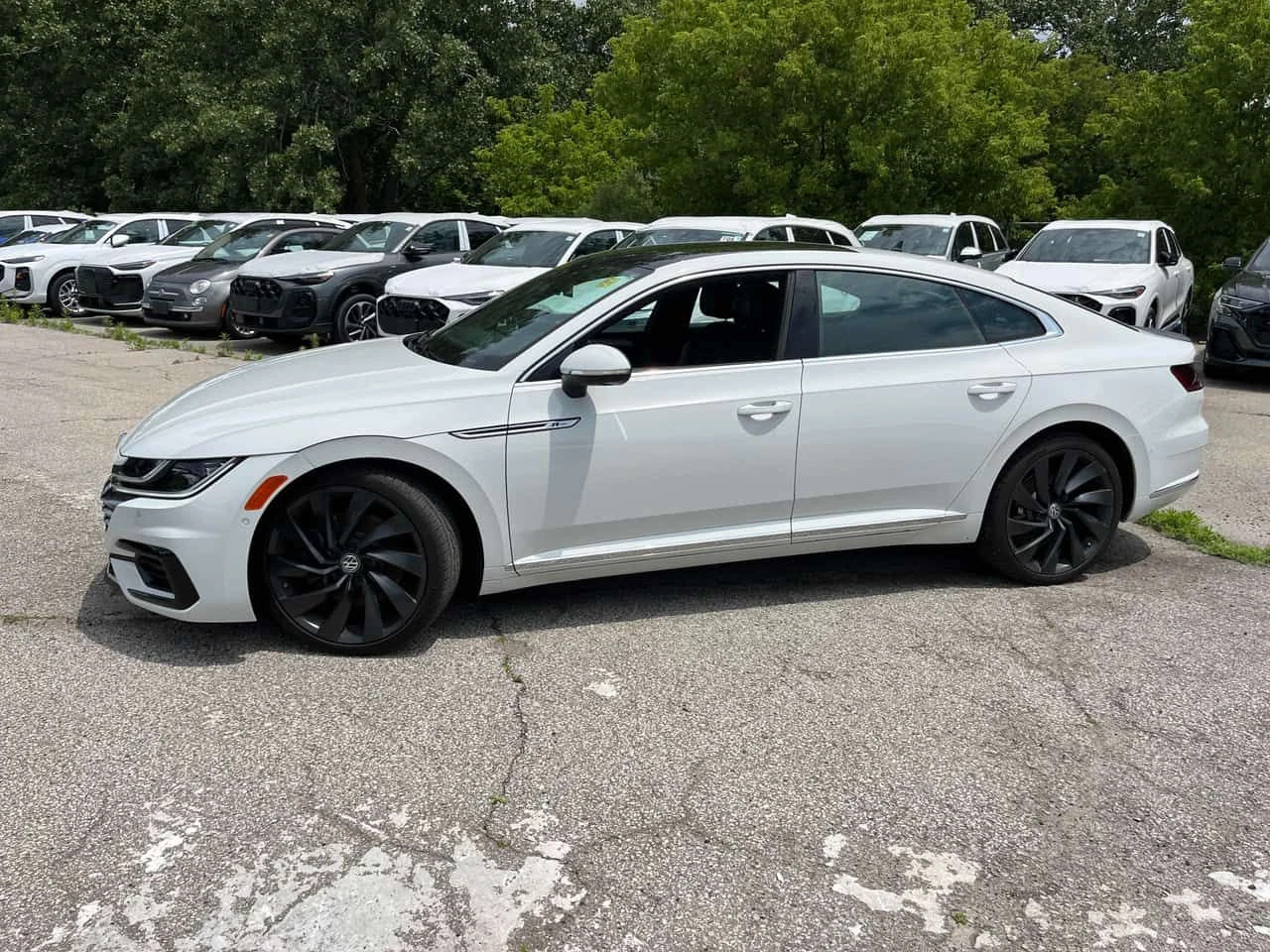 VW Arteon * Auto * CARFAX * ОПЦИЯ ЗА ФИНАНСИРАНЕ, снимка 2 - Автомобили и джипове - 55222883
