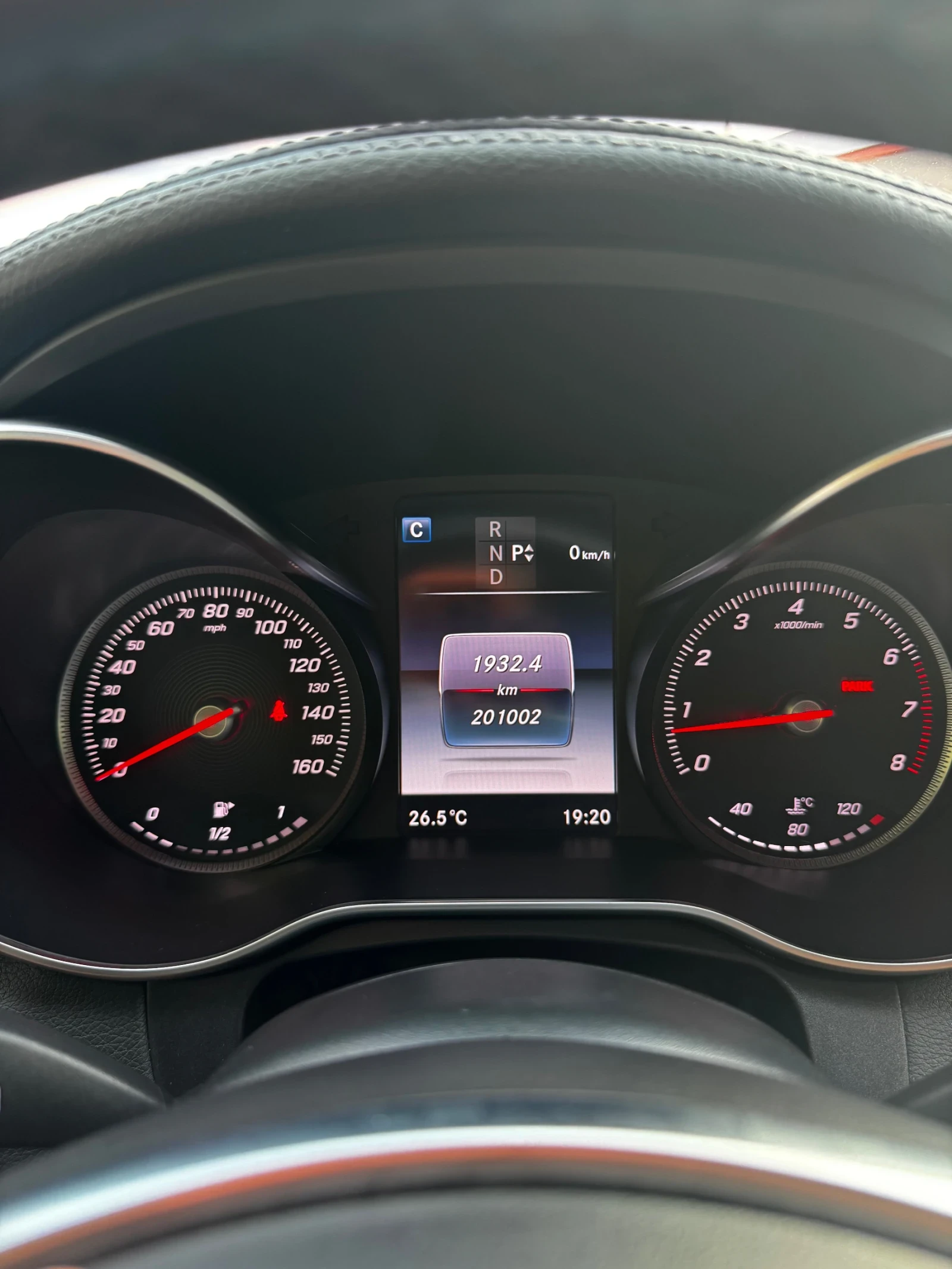 Mercedes-Benz C 300, снимка 12 - Автомобили и джипове - 55354548