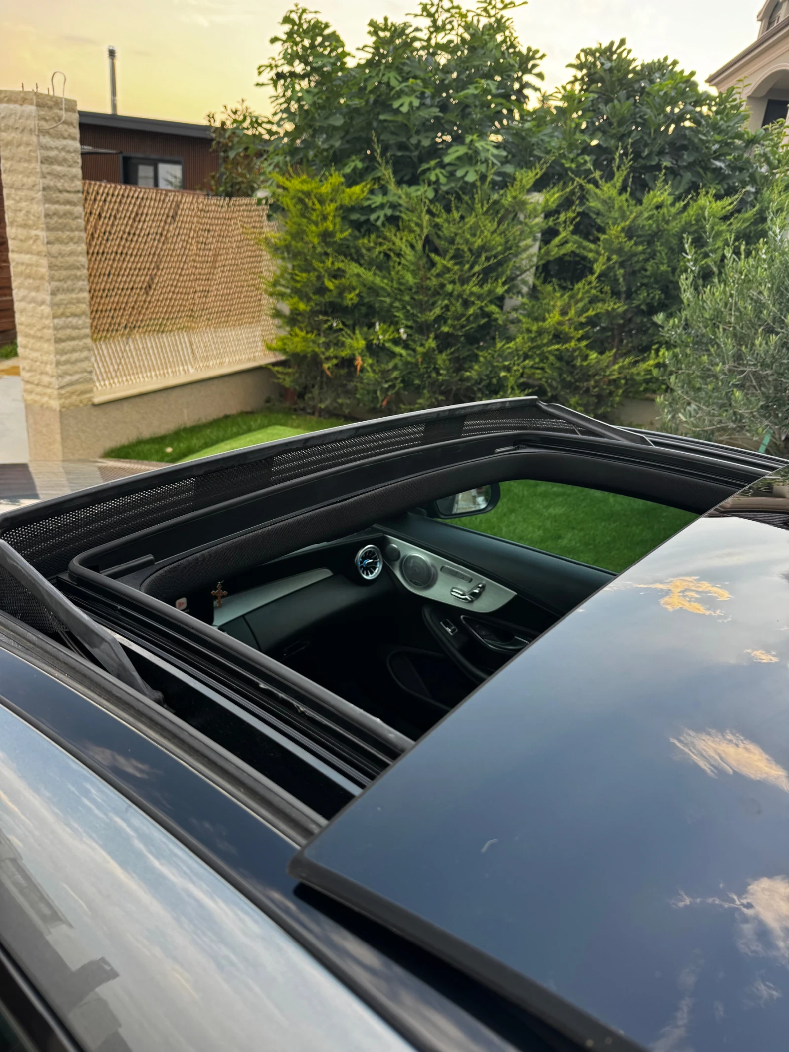 Mercedes-Benz C 300, снимка 9 - Автомобили и джипове - 55354548