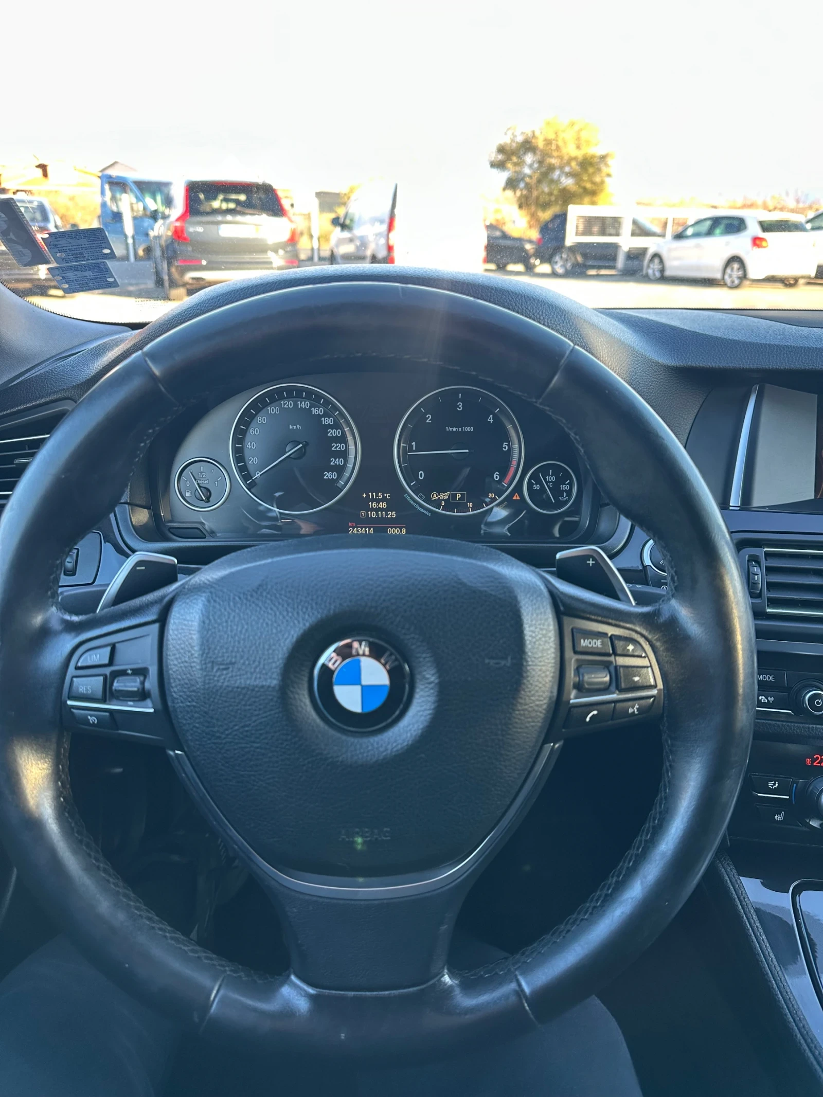 BMW 525 * 218hp* X-Drive* Сменени вериги* , снимка 6 - Автомобили и джипове - 56183448