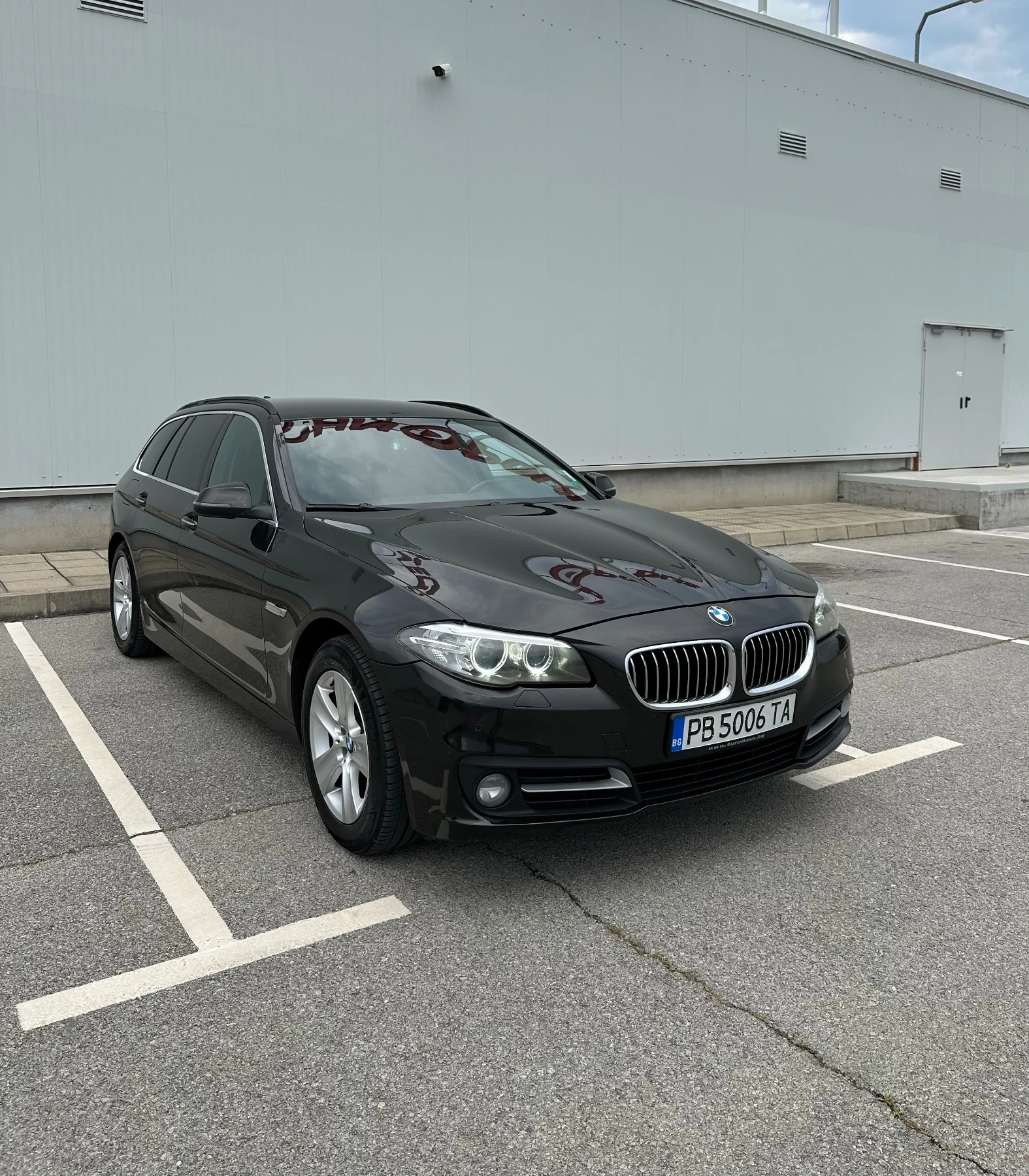 BMW 525 * 218hp* X-Drive* Сменени вериги* 