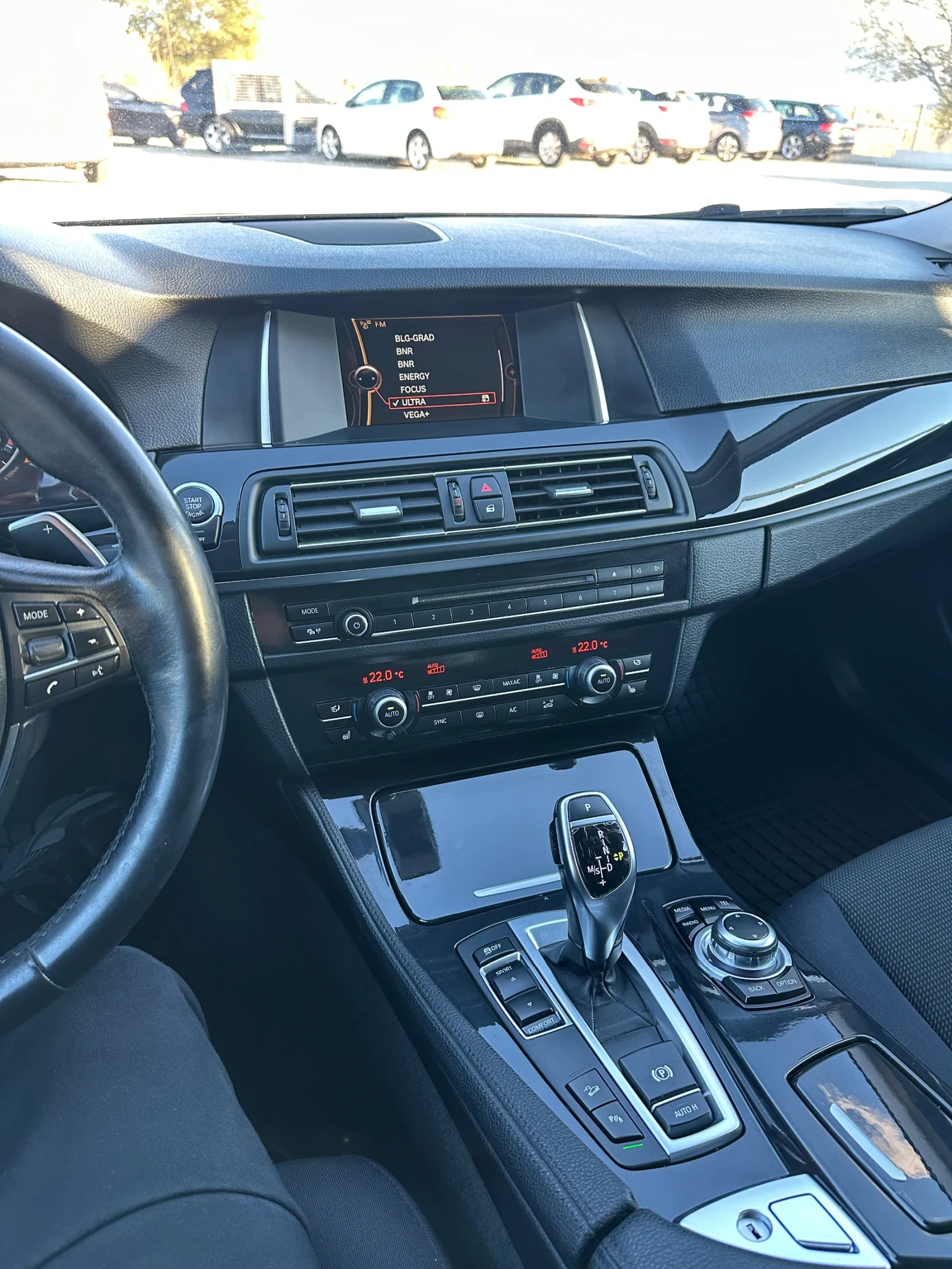 BMW 525 * 218hp* X-Drive* Сменени вериги* , снимка 7 - Автомобили и джипове - 56183448