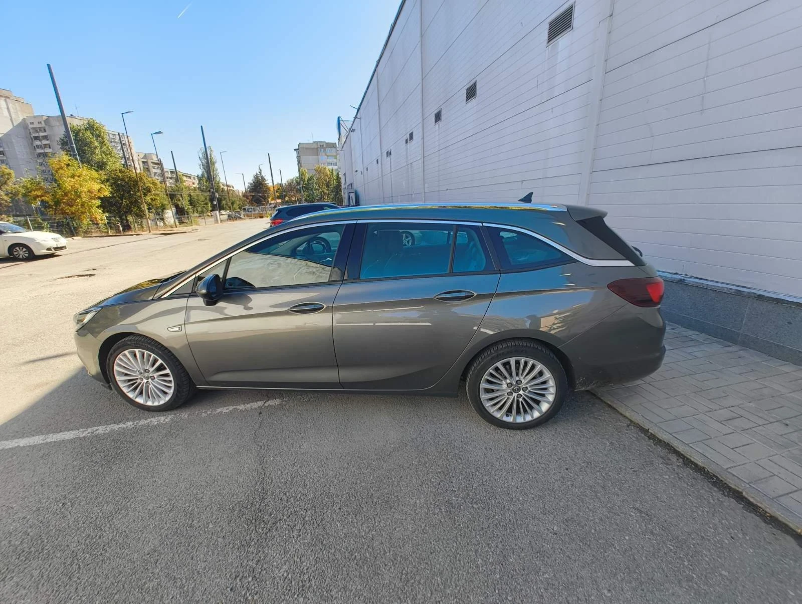 Opel Astra  CDTI sport turar, снимка 5 - Автомобили и джипове - 56346904