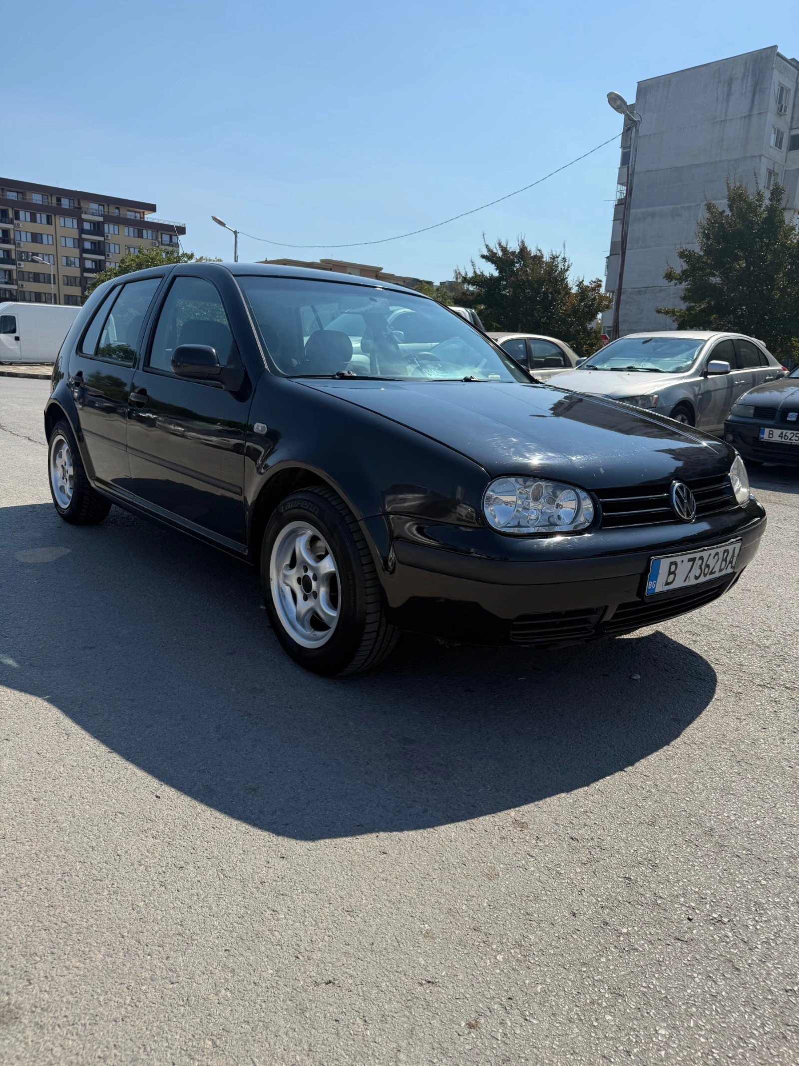 VW Golf, снимка 2 - Автомобили и джипове - 56355307