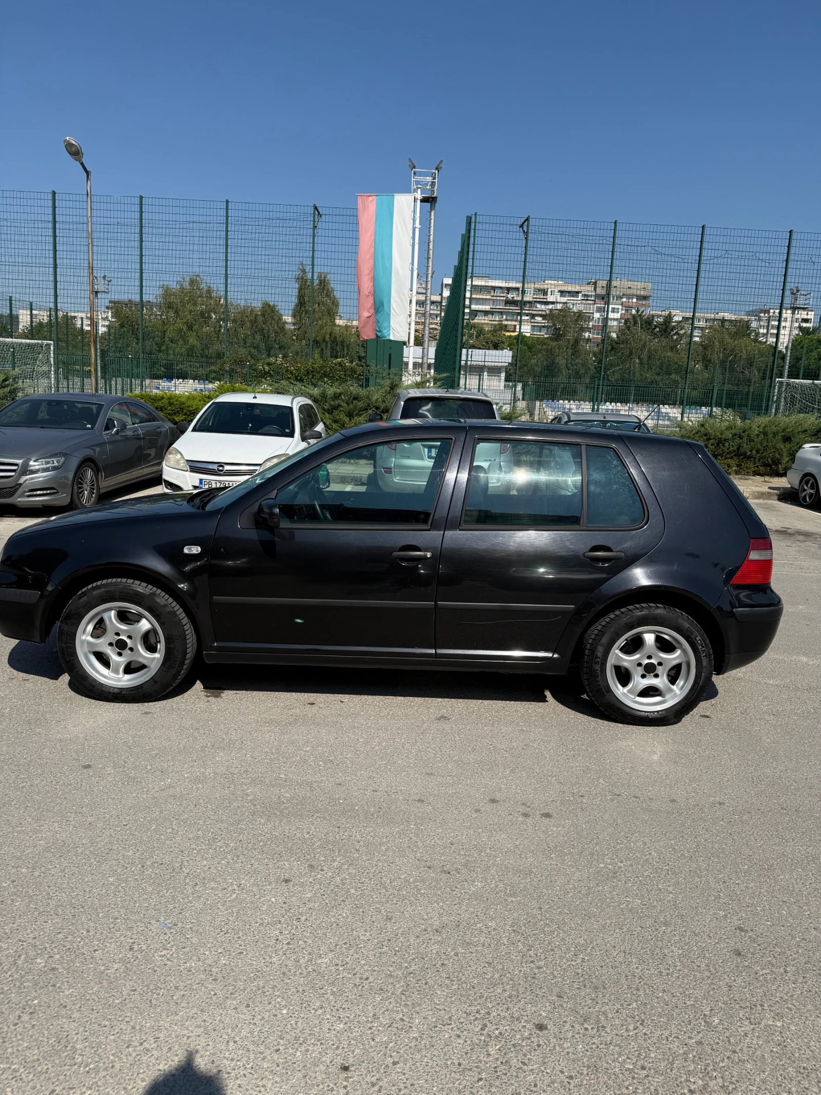 VW Golf, снимка 4 - Автомобили и джипове - 56355307