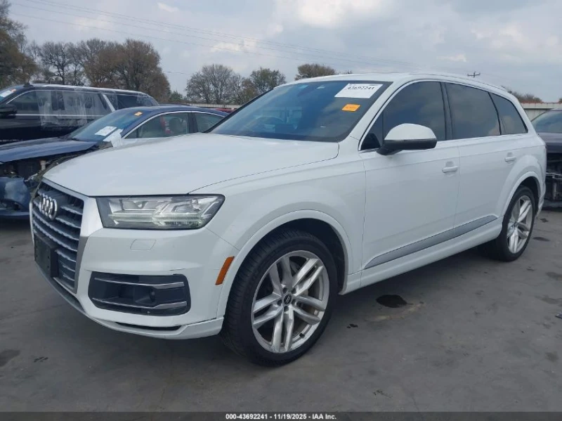 Audi Q7 3l 3.0T Premium, снимка 2 - Автомобили и джипове - 53322662